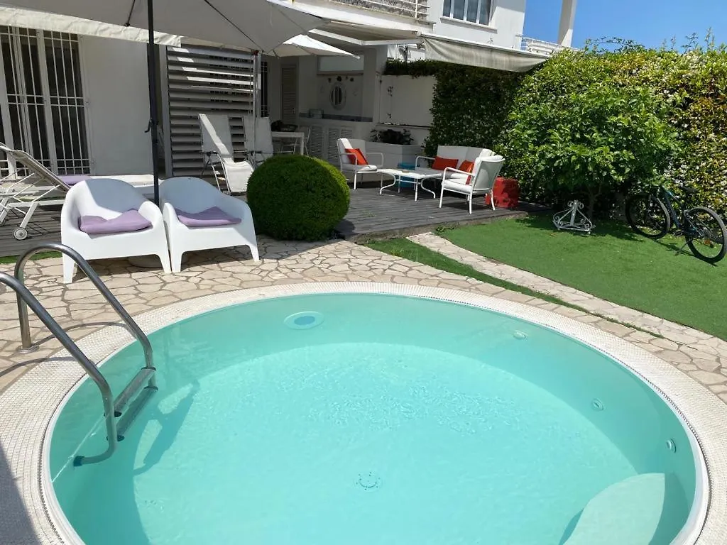 Fregene House - Jacuzzi & Garden Villa Fregenae