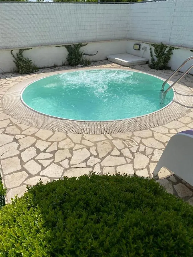 Fregene House - Jacuzzi & Garden Villa Fregenae Italy